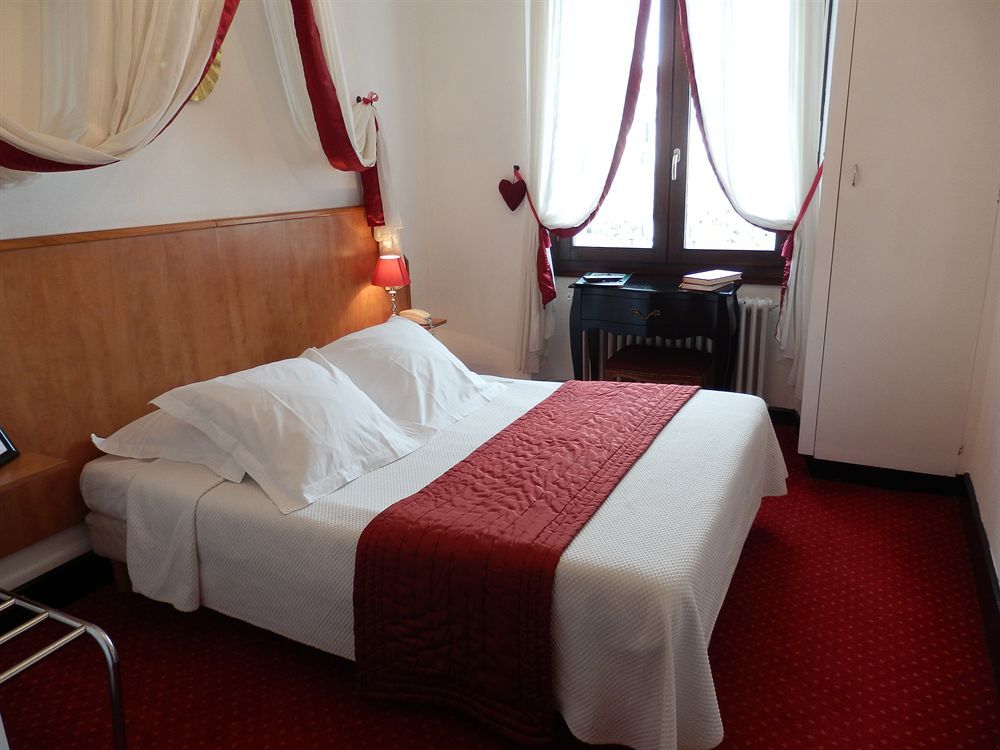 Hotel Le Comte Rouge Thonon-les-Bains Zewnętrze zdjęcie
